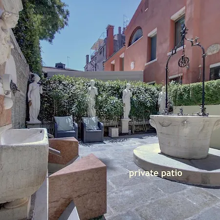 Grandelux-canal - Bbc Grand Tour 2024 Recorded Here! Apartment