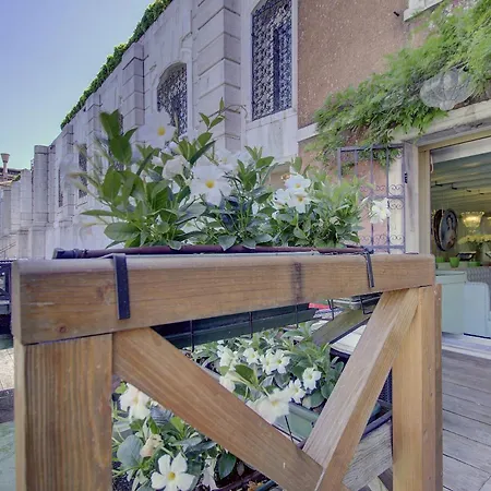 Apartment Grandelux-canal - Bbc Grand Tour 2024 Recorded Here!