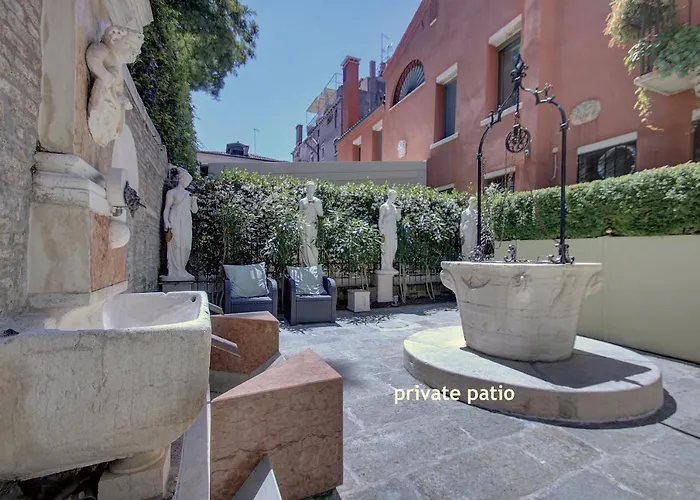 Grandelux-canal - Bbc Grand Tour 2024 Recorded Here! Apartamento