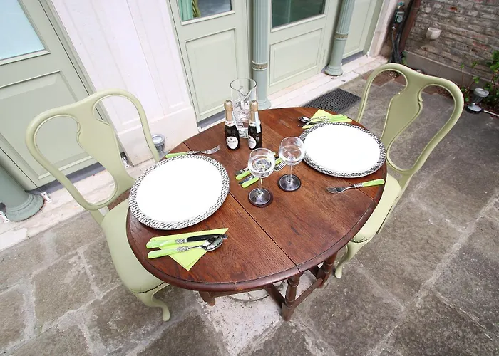 Grandelux-canal - Bbc Grand Tour 2024 Recorded Here! Apartamento